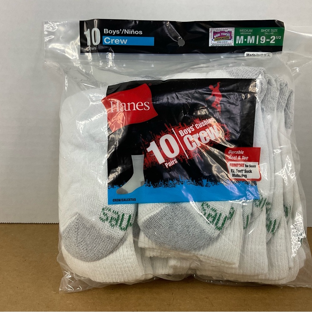 NEW Hanes 10 Pairs Boy Crew Stock - Picture 7 of 7